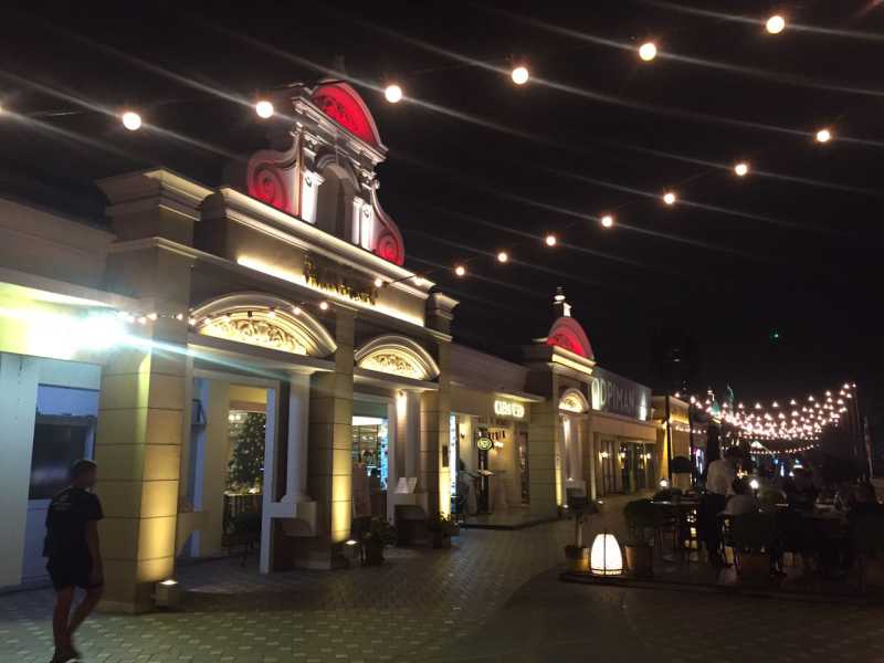 Yodpiman River Walk